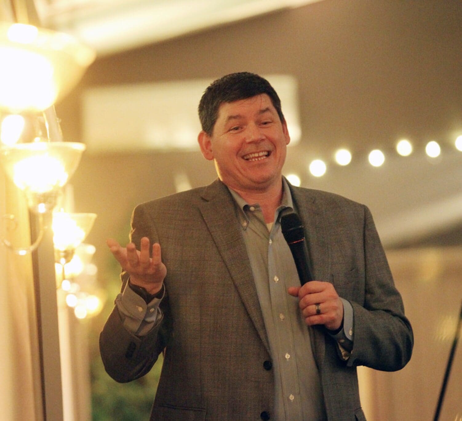 Corporate Comedian Dan Deibert - Chicago, IL